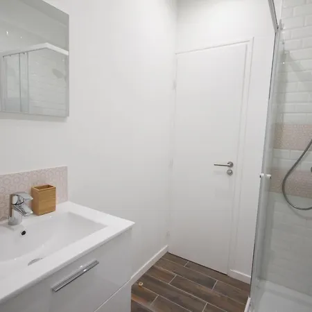 Centre - And Functional Ap. 아파트 *