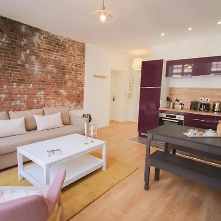 아파트 Centre - And Functional Ap. *